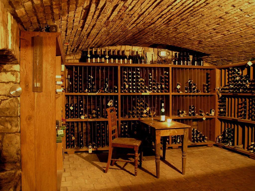 Hotel Merlot Louny Extérieur photo