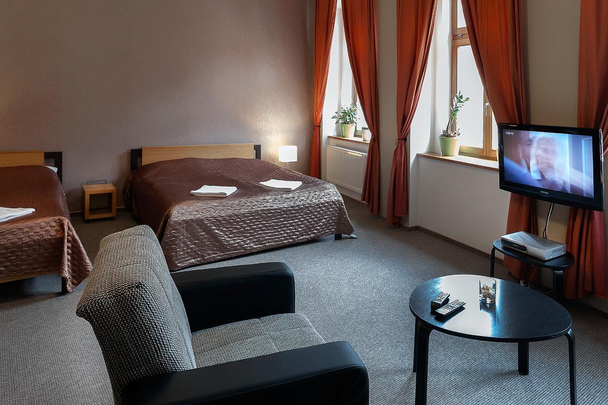 Hotel Merlot Louny Extérieur photo