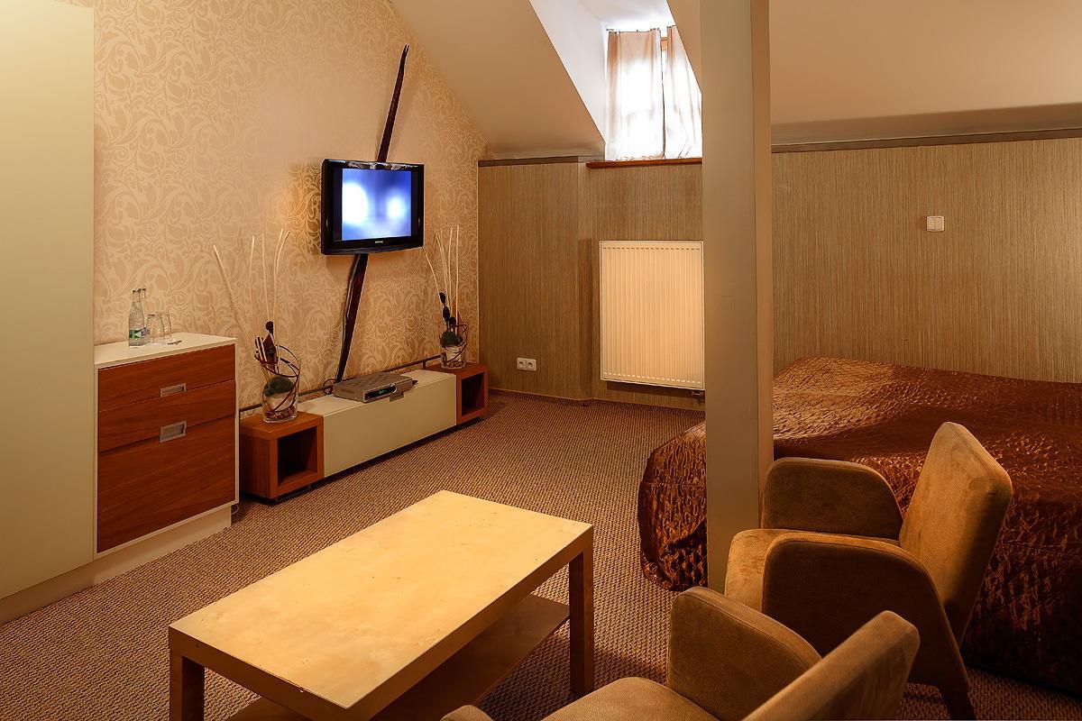 Hotel Merlot Louny Extérieur photo
