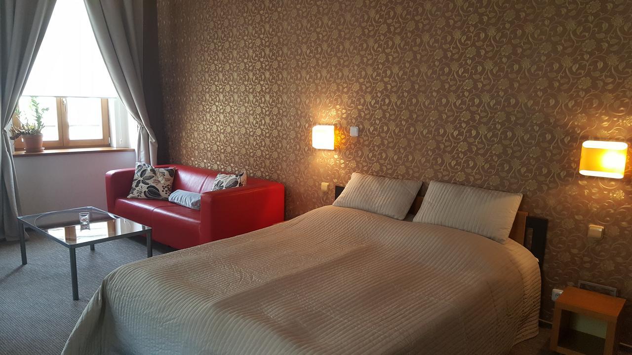 Hotel Merlot Louny Extérieur photo